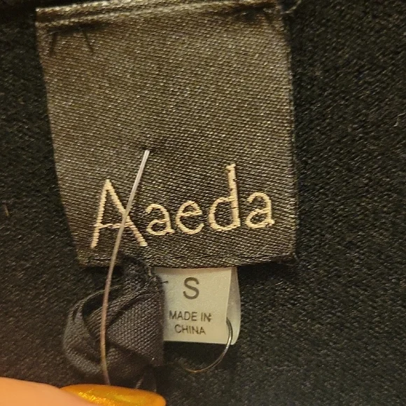 Black and White Cardigan with Floral Accents - Picture 3 of 5